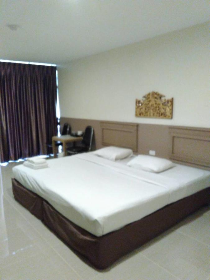 Tongpoon Hotel Bangkok Dış mekan fotoğraf