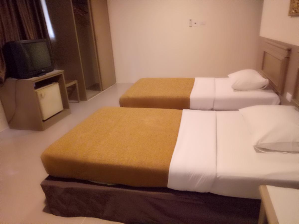 Tongpoon Hotel Bangkok Dış mekan fotoğraf