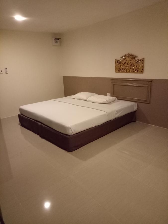 Tongpoon Hotel Bangkok Dış mekan fotoğraf