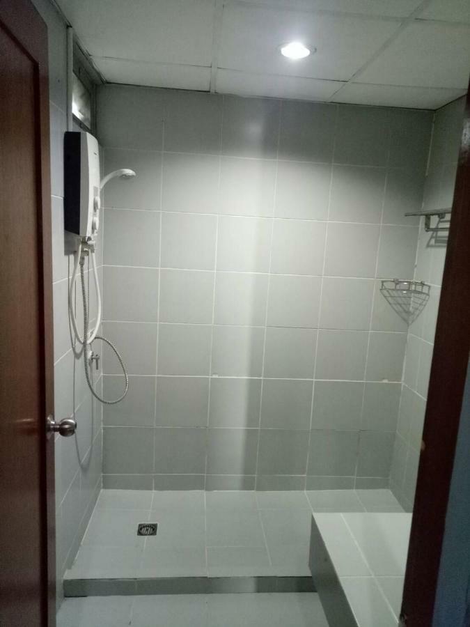 Tongpoon Hotel Bangkok Dış mekan fotoğraf